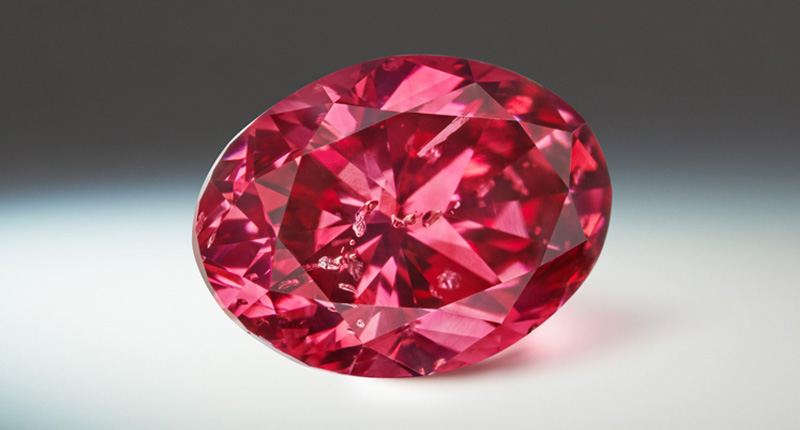 Avenoir, a 1.07-carat oval-shaped fancy red diamond.