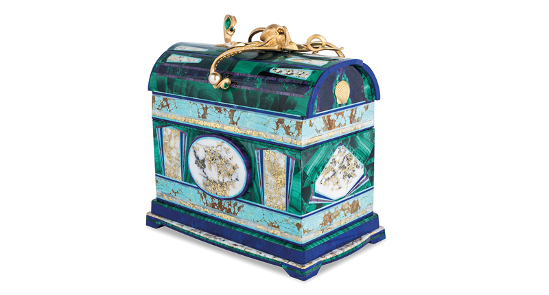 <strong>Objects of Art, First Place.</strong> Nicolai Medvedev of Impressions in Stone’s Intarsia box with a vaulted lid. Materials used include malachite, turquoise, malachite/azurite, sugelite, lapis lazuli, opal, cultured pearl, emerald and diamond.