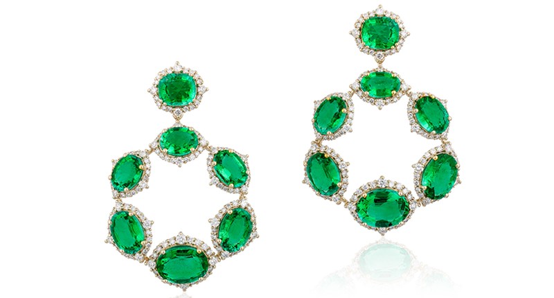 <a href="http://goshwara.com/" target="_blank" rel="noopener">Goshwara</a> G-One oval emerald scalloped graduation earrings with diamonds set in 18-karat yellow gold (price available upon request)
