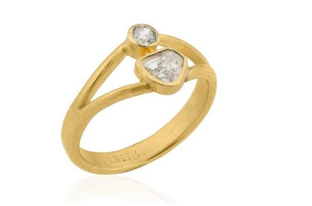 Lika Behar’s 22-karat gold ring offers a gray diamond slice and a round brilliant cut gray diamond ($1,430). <a href="http://www.likabehar.com/" target="_blank"><span style="color: rgb(255, 0, 0);">likabehar.com</span></a>