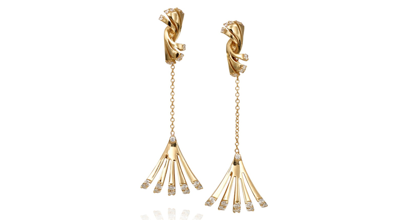 Miseno Ventaglio 18-karat yellow gold earrings with diamonds ($4,900) <a href="http://misenousa.com/" target="_blank">misenousa.com</a>
