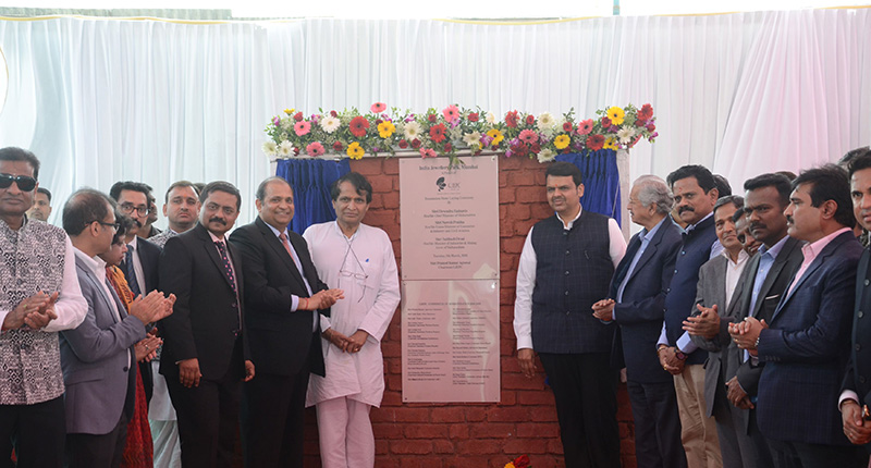 Suresh Prabhu, India’s Minister of Commerce & Industry and Civil Aviation, attended the foundation laying ceremony alongside other government officials and GJEPC committee members.