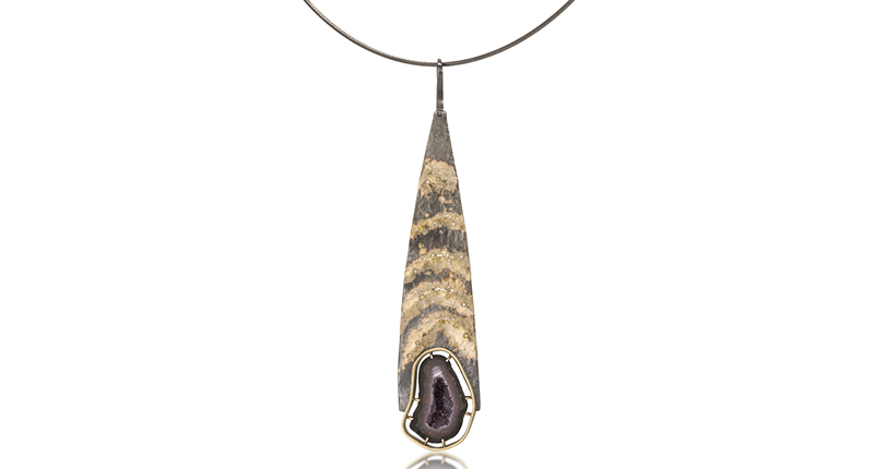 The “Storm Surge” pendant from Elizabeth Garvin Fine in 18-karat gold and oxidized sterling silver with micro agate geode and champagne brilliant cut diamonds ($2,980)<br /><a href="http://egfny.com/" target="_blank">EGFNY.com</a>