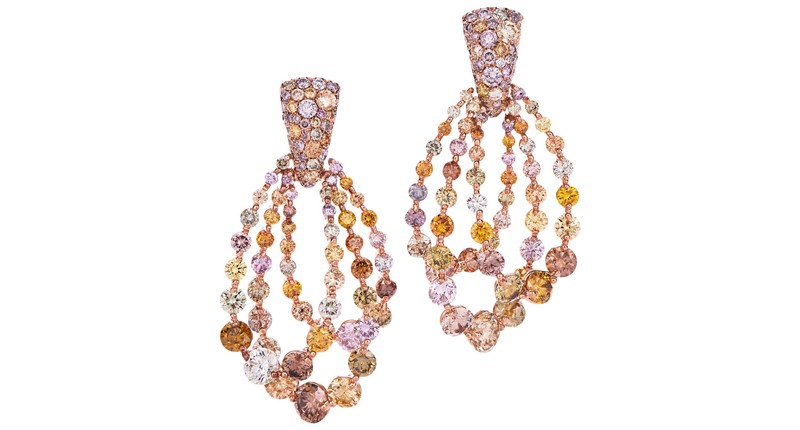 <a href="https://kwiat.com/" target="_blank" rel="noopener">Kwiat</a> fancy color diamonds and 18-karat rose gold earrings ($71,700)