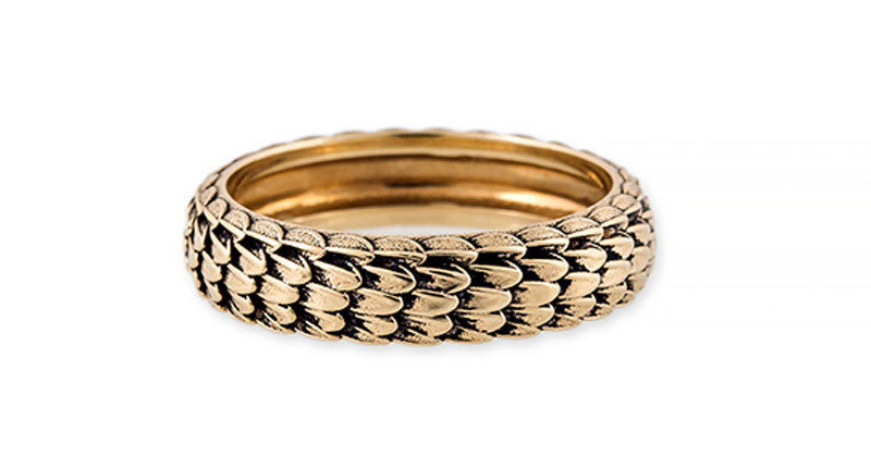 <a href="https://www.jacquieaiche.com" target="_blank" rel="noopener">Jacquie Aiche</a> 14-karat yellow gold snake skin band ring ($4,875)
