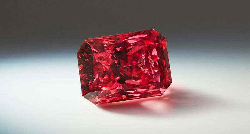 Another radiant-cut fancy red diamond, the 1.14-carat Argyle Isla