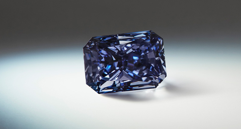 The Argyle Liberté, a 0.91-carat radiant-shaped fancy deep gray-violet diamond