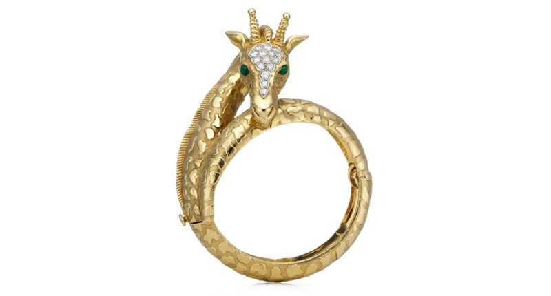 Giraffe Bracelet by Tiffany & Co., 1969. Diamonds, emeralds (eyes) and gold.