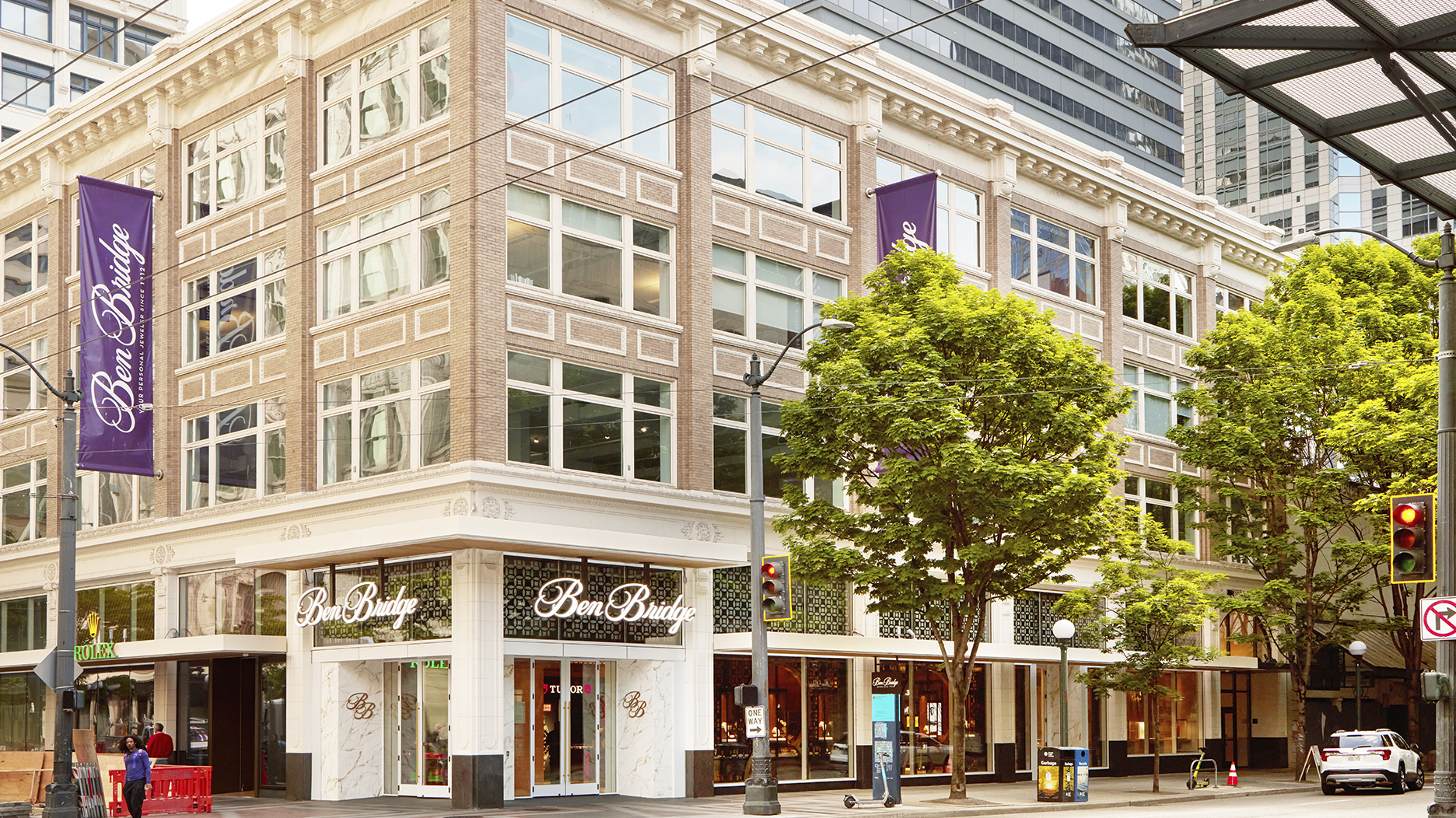 Saks Fifth Avenue Opens New Downtown Outpost