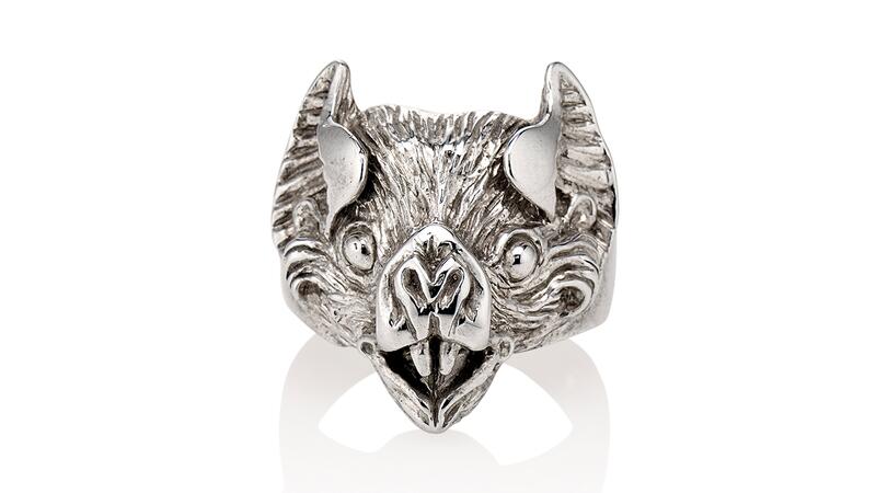 <a href="https://kil-nyc.com/products/amelia-ring?_pos=1&_psq=amelia&_ss=e&_v=1.0" target="_blank"> KIL NYC</a> sterling silver “Amelia” vampire bat ring ($250) 20251030_8-KIL.jpg
