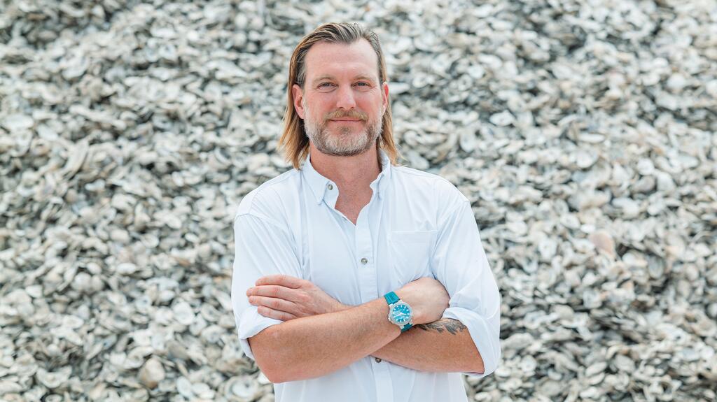 Billion Oyster Project Pete Malinowski and Oris New York Harbor Limited Edition II