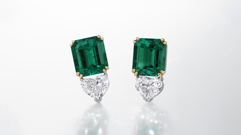 Christies Hong Kong Colombian no-oil emerald earrings