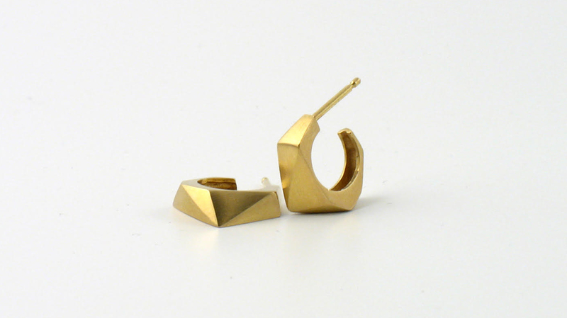 Melanie Eddy 18-karat yellow gold faceted hoop earrings