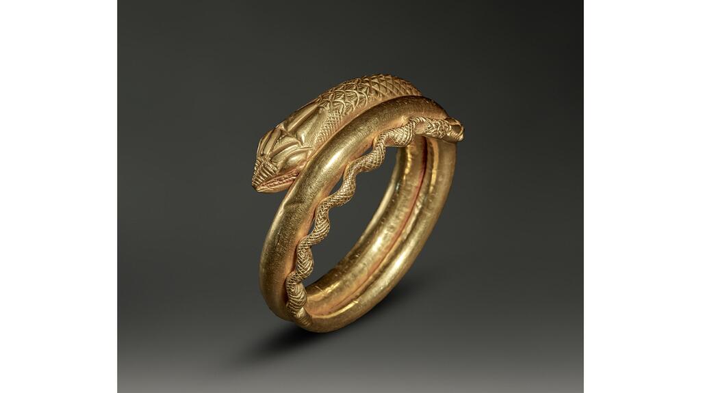 Maurice Tempelsman gold snake armlet