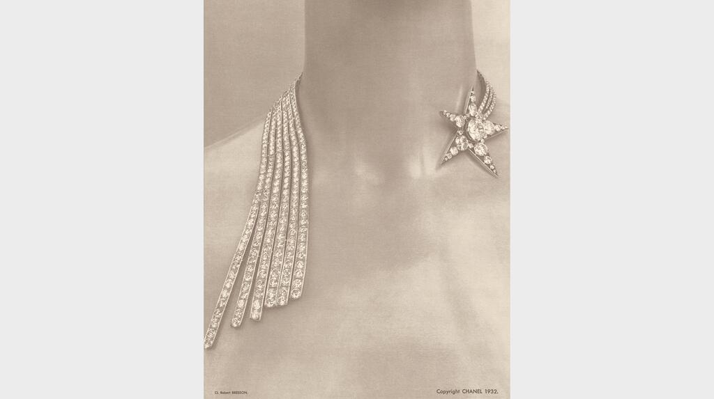 “Mete” necklace from the “Bijoux de Diamants” collection created by Gabrielle Chanel in 1932 (Photograph Robert Bresson, ‘Bijoux de Diamants’, Chanel, 1932. © Adagp, Paris 2022) 20230320_Chanel-1.jpg