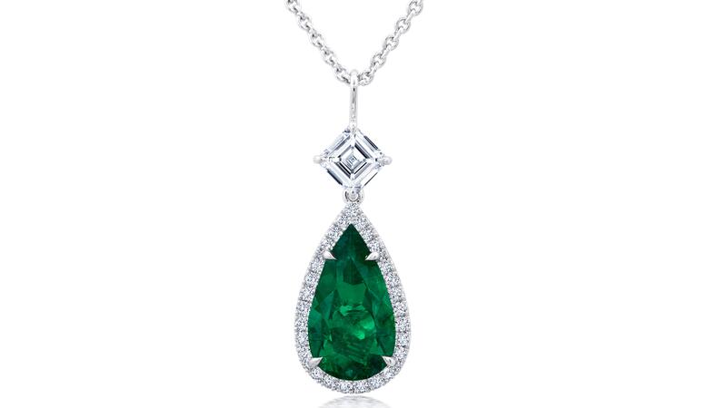 16-20240501_Pompos emerald necklace.jpg