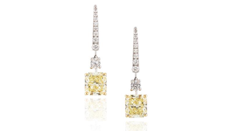 Bonhams Paris Graff diamond and yellow diamond pendant earrings