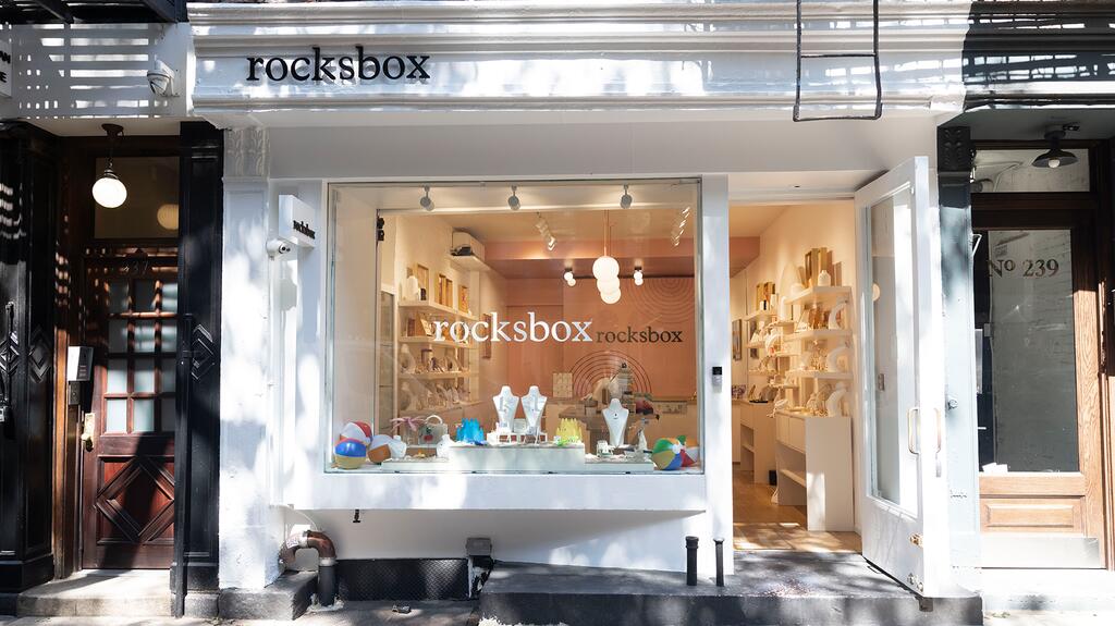 Rocksbox opened its newest store in New York City on Wednesday. It’s located at 239 Elizabeth St., the neighborhood known as Nolita, or North of Little Italy. Rocksbox Nolita store exterior