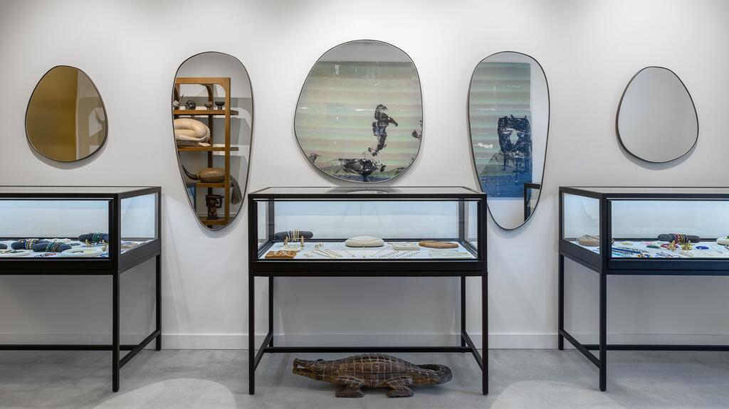 Morais designed his Miami Beach flagship as his first commercial project. Luis Morais Miami Beach Flagship Interior Showcases