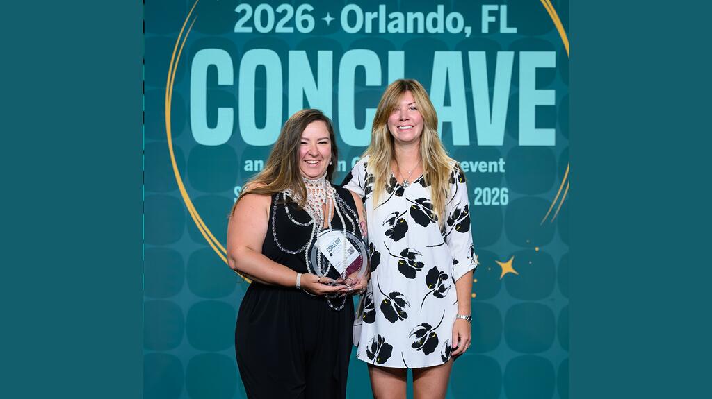 Amanda Coleman-Phelps and Anna Samsanova