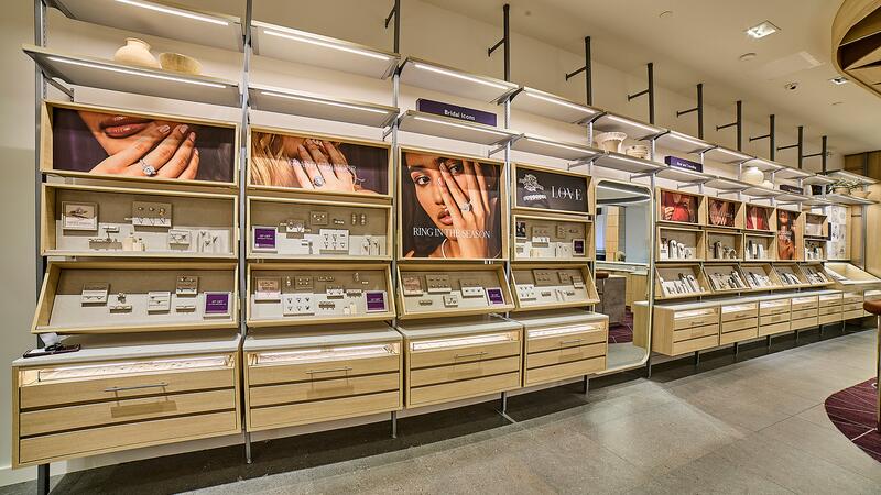 Zales Chandler Arizona interior