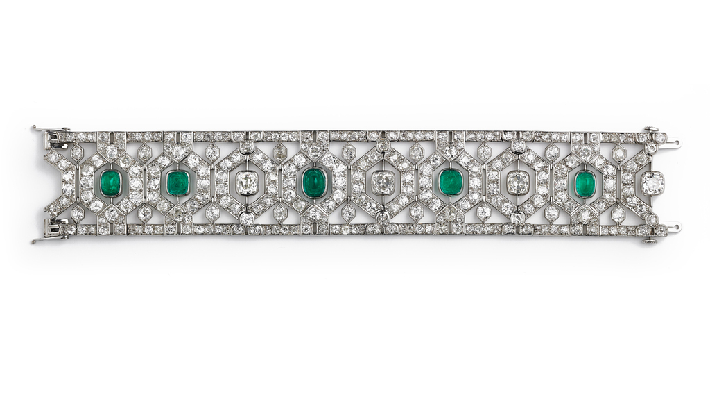 Queen Alexandrine of Denmark’s emerald and diamond bracelet
