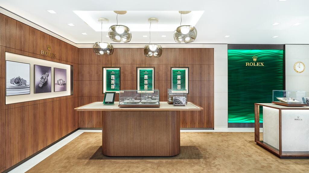 In 2023, Schwanke-Kasten Jewelers’ main showroom was gutted for a complete remodel with a new Rolex salon. Schwanke-Kasten Jewelers Remodeled Rolex Salon