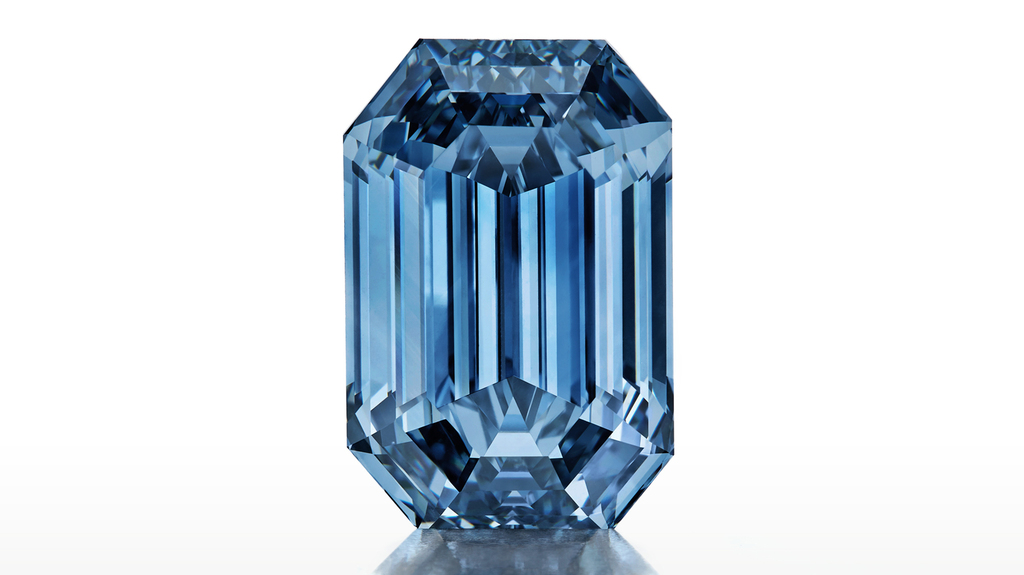 A closer view of the 15.10-carat “De Beers Cullinan Blue Diamond”