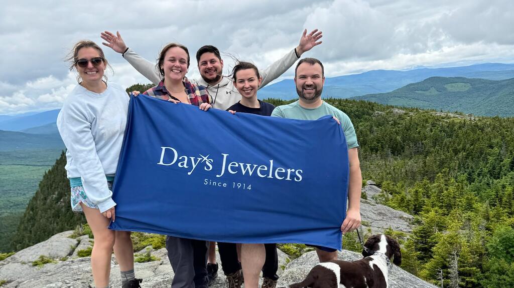 Day’s Jewelers employees on a hiking trip
