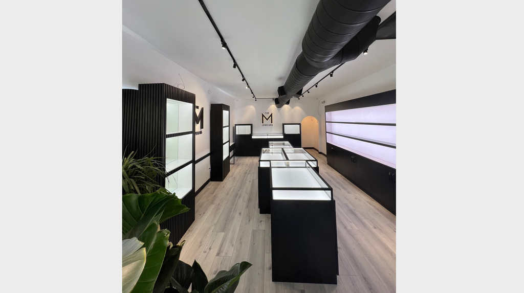 The new M Jewelers space is aesthetically worlds away from its New York City Diamond District beginnings.
