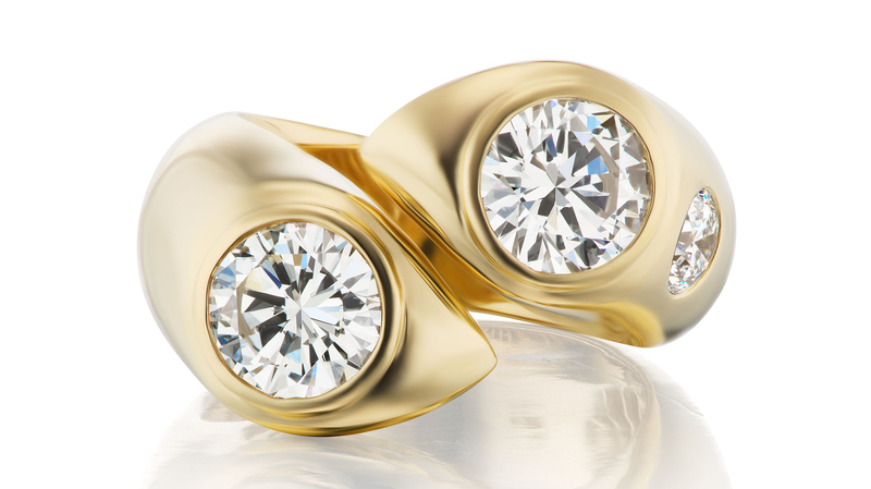 “Moi & Toi” ring in 18-karat yellow gold with 2 carats of white round brilliant-cut diamonds ($16,500)