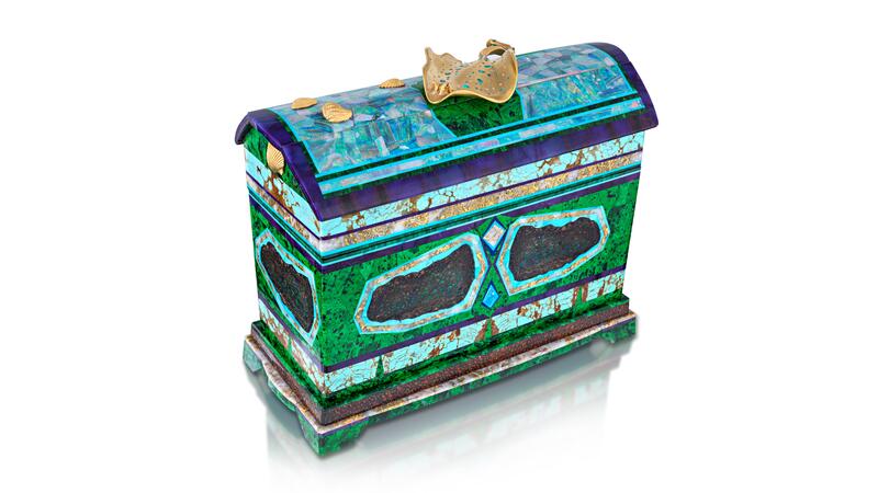 AGTA cutting edge 2024 Philip Louer Objects of Art First Place