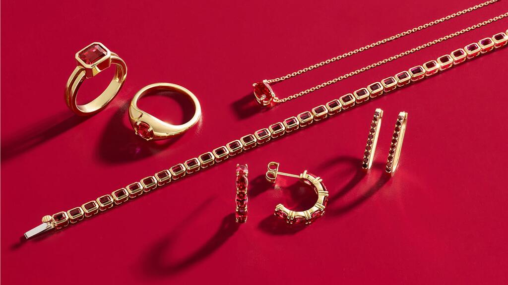 Jewelry in Stuller’s “Signature Red”