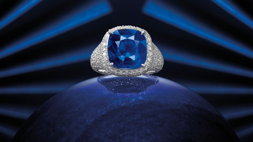 A sapphire Kashmir sapphire and diamond ring that will go up for auction at the Bonhams Hong Kong Jewels and Jadeite sale on June 22.