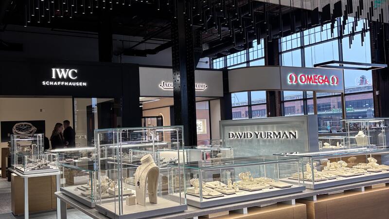 Orr’s Jewelers Strip District interior