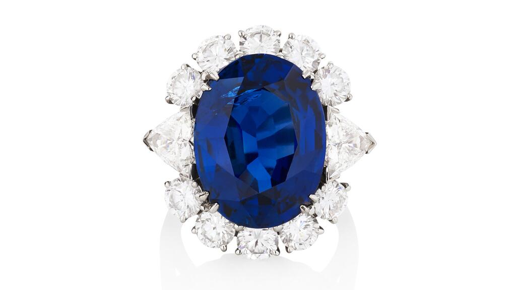 14.96-carat blue sapphire and diamond ring