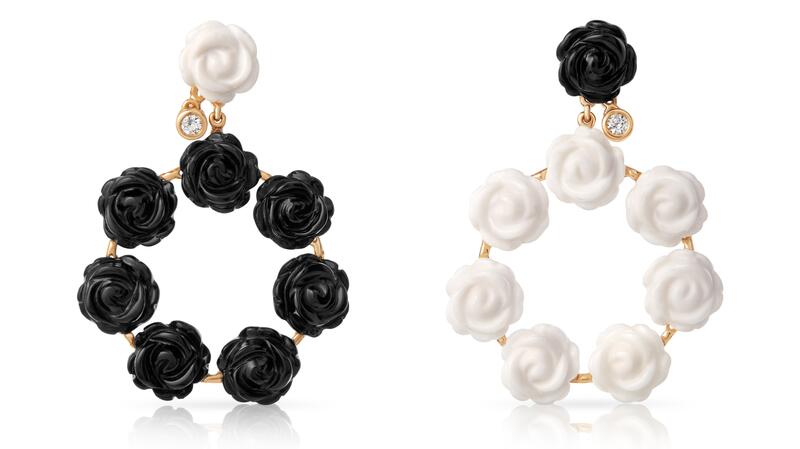 Onirikka “Rose Collection” earrings in 18-karat yellow gold with carved agate roses and diamonds