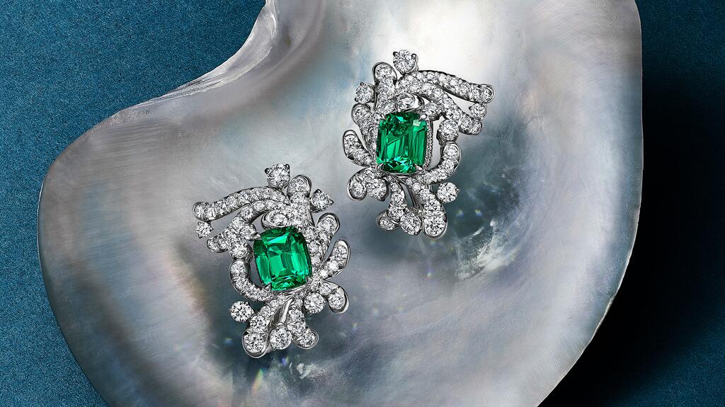 The platinum “Ocean Flora” earrings showcase more than 3 carats of unenhanced emeralds with diamond accents. (Image courtesy of Tiffany & Co.) Tiffany & Co. Ocean Flora Earrings