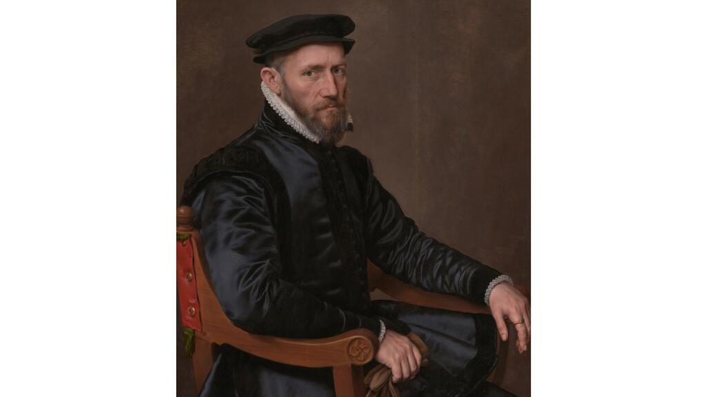 Sir Thomas Gresham was the financial agent to four Tudor monarchs, Henry VIII, Edward IV, Mary, and Elizabeth I. Sir Thomas Gresham