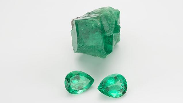 Manuel-Marcial-de-Gomar-emeralds-636x358.jpg