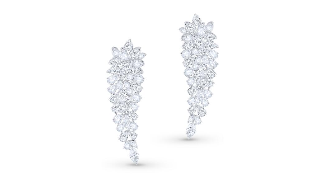 Harakh “Cascade” earrings in 18-karat white gold and palladium alloy with 18 carats of diamonds