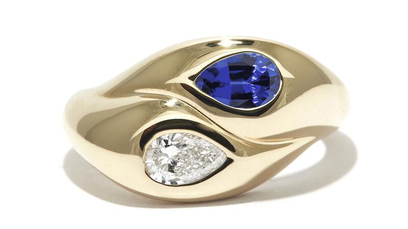 Ashley Zhang Toi Et Moi pear bubble ring with blue sapphire and diamond in 14-karat yellow gold