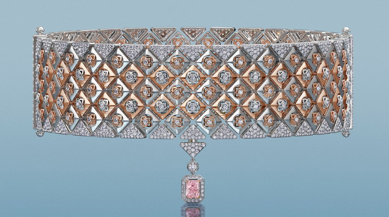 The “Dusk Reflection” choker with 19.4 carats of diamonds