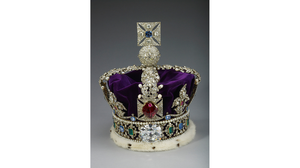 The Black Prince’s Ruby sits front and center in the Imperial State Crown of England. (Image courtesy of The Royal Collection Trust)