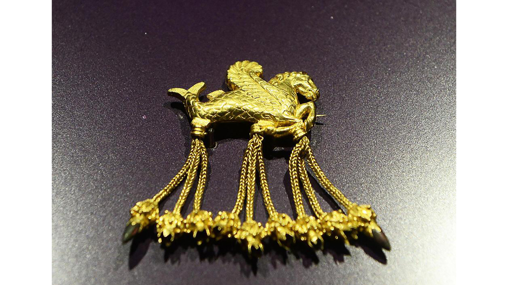 A brooch depicting the mythical hippocampus, recovered from the ancient Lydian civilization in present-day Turkey (Image courtesy of The Hurriyet Daily News)