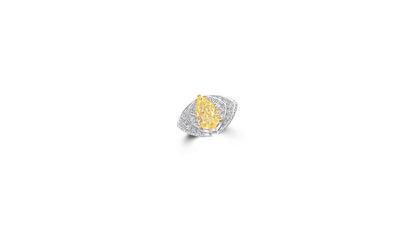 Graff Fancy Yellow Diamond Ring