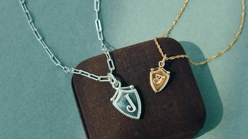 Catbird Men’s Collection Oak Shield Charm