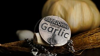 20221020_Papa John's Garlic Necklace.jpg