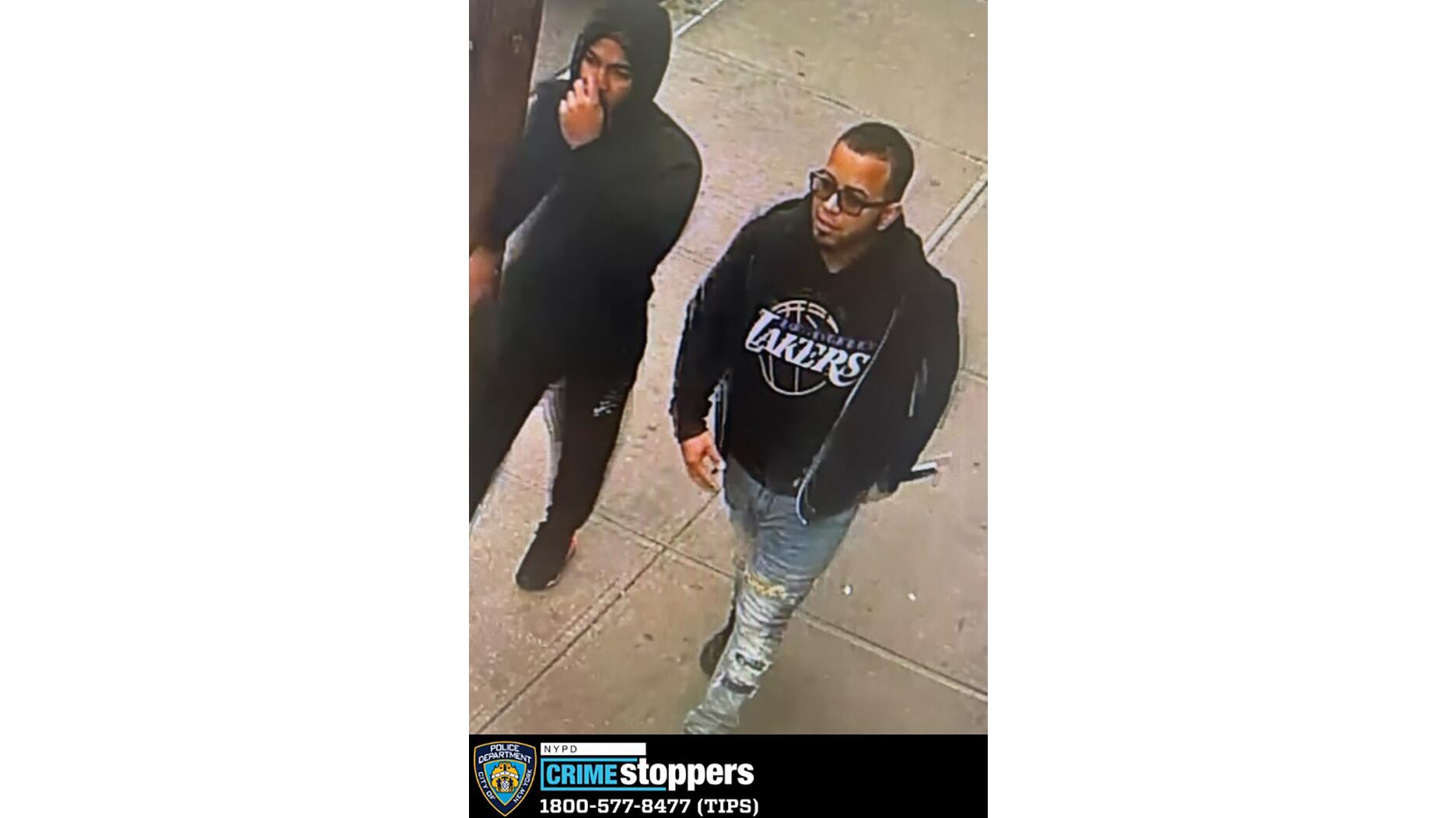 NYPD Looking for 2 New Suspects in Violent Queens Robbery