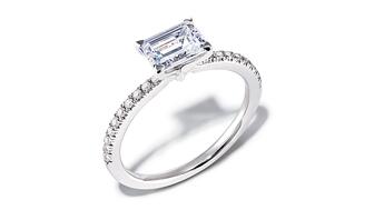 20220525_Kendra Scott engagement ring.jpg